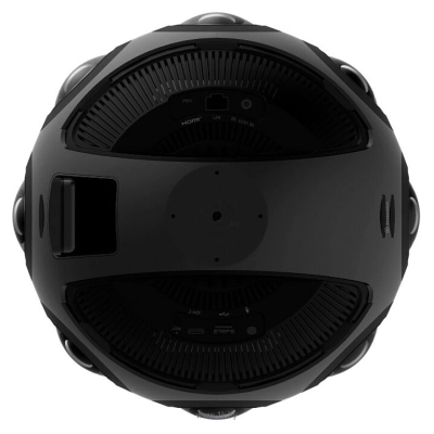 Insta360 Titan,