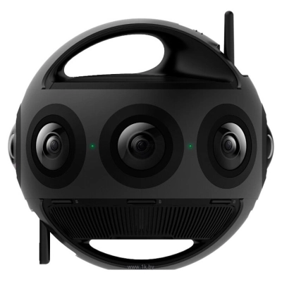 Insta360 Titan,